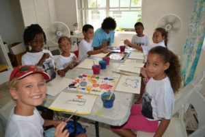Children ding coloring